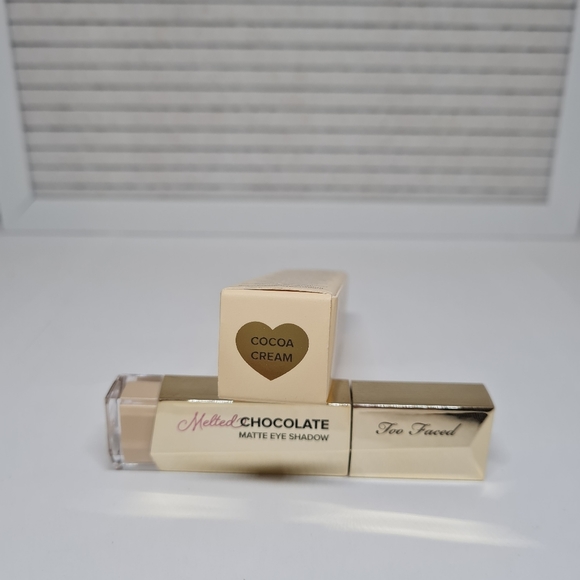 Too Faced: Melted Chocolate Matte Eyeshadow | Cocoa Cream ~BNIB/SEALED - Picture 3 of 7